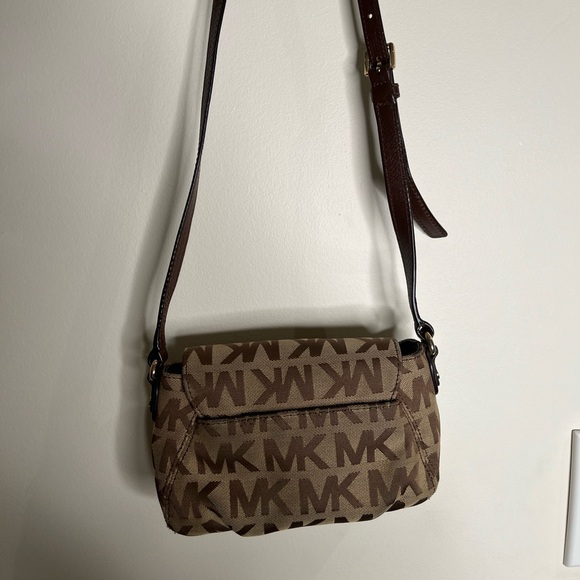 Michael Kors Purse - Picture 4 of 4